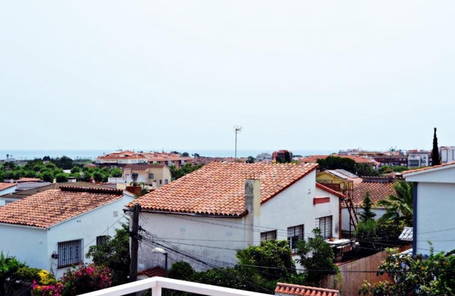 AFRODITA Casa con dos apartamentos independientes