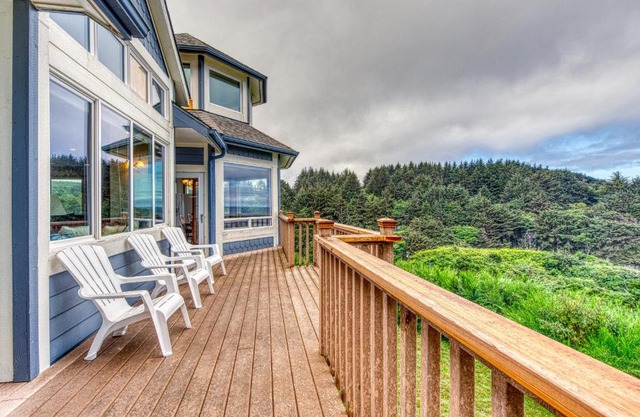 Agate Beach Haven - 4 Bed 4 Bath Vacation home in Bandon