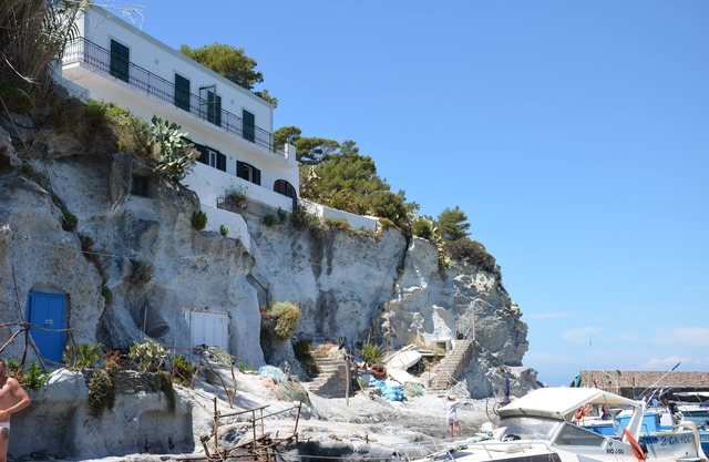 Agenzia Maridea Ponza- Donatino a mare house, an awakening overlooking the Sea
