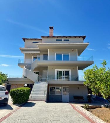 Agia Marina apartment