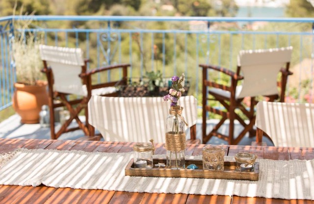 AGIAZI Poros Summer House