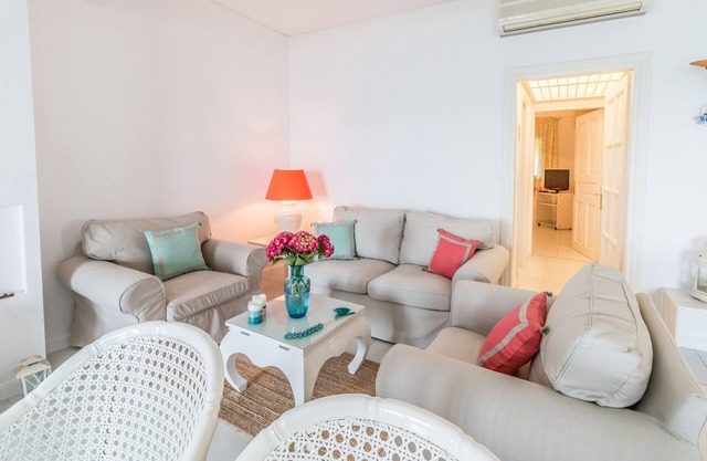 Agios Ioannis Luxurious Beachfront Apt