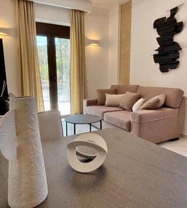 Agios Nikolaos Open Living Suite