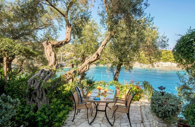 Aglaia Villa in Longos