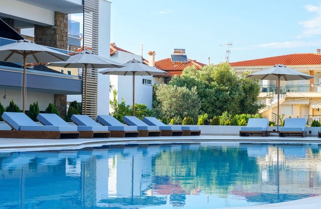 Agnes Deluxe Hotel