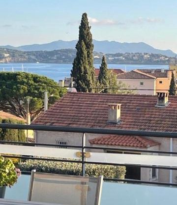 Agréable appartement vue mer à Bandol Piscine