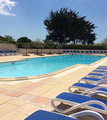 Agréable logt à La Flotte en Ré avec piscine