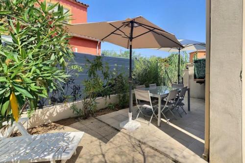 Agréable pavillon avec grande terrasse pour 6 personnes