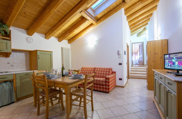 Agritur Piazera 3, Ronzo-Chienis, Italy