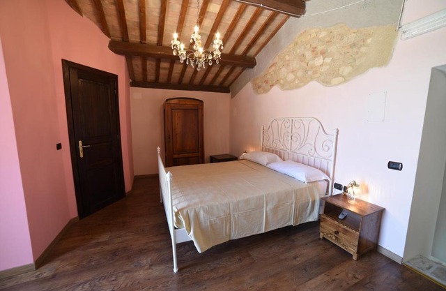 Agriturismo " La Valle degli Ulivi"