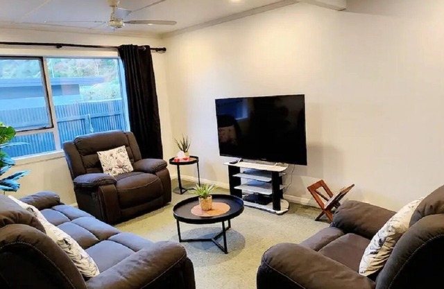 Ahuriri Escape - Home Away Home, Entire Bungalow