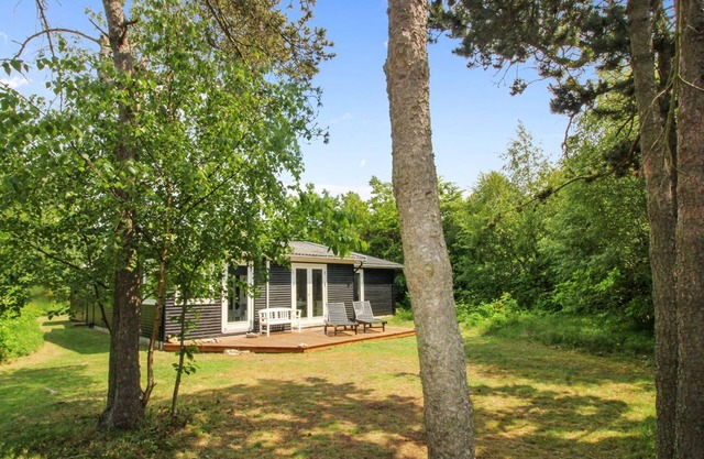 "Aida" - 400m from the sea by Interhome