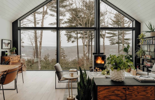 Aigle Noir: Stunning Modern Cabin with Delaware River Views
