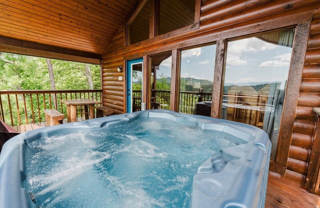 Ain't No Mountain High Enough 1 Bedroom Cabin by RedAwning