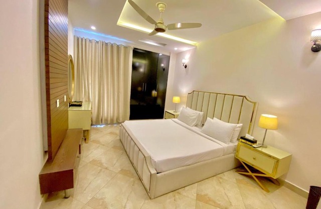 Air Avenue Luxury Apartments