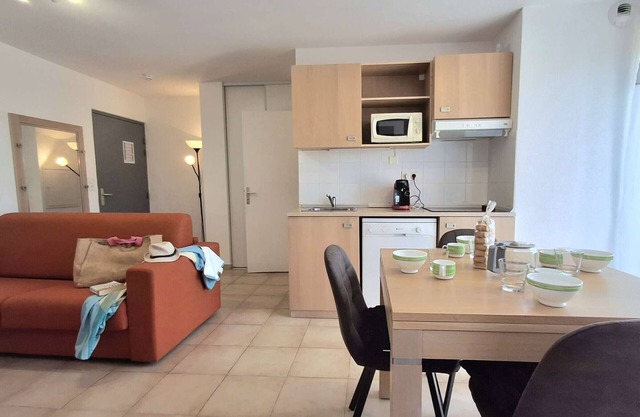 Apartamento climatizado para 4/6 personas cerca de la playa con dos dormitorios