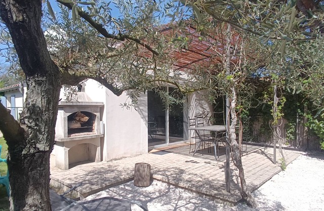 CASA DE AIRE ACONDICIONADO EN PROVENCE cerca de Avignon / ARLES / St Rémy de Provence