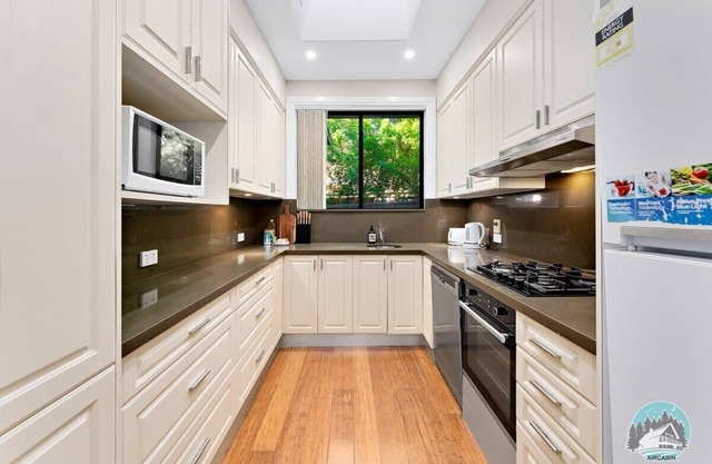 Aircabin - Beacon Hill - Lovely - 3 Beds House