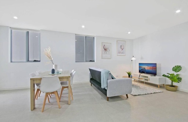 Aircabin|Mascot|Spacious & Modern|Walk to station