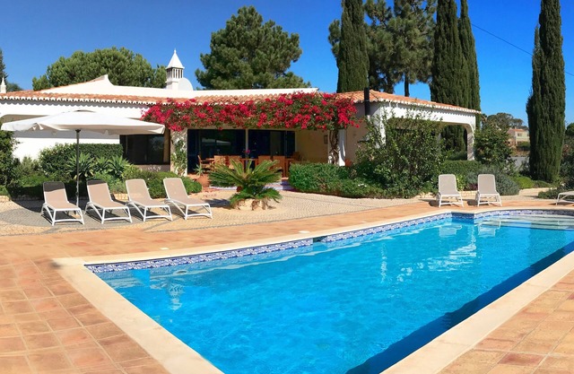 Villa 2 a 10 personas, piscina privada y vista al mar