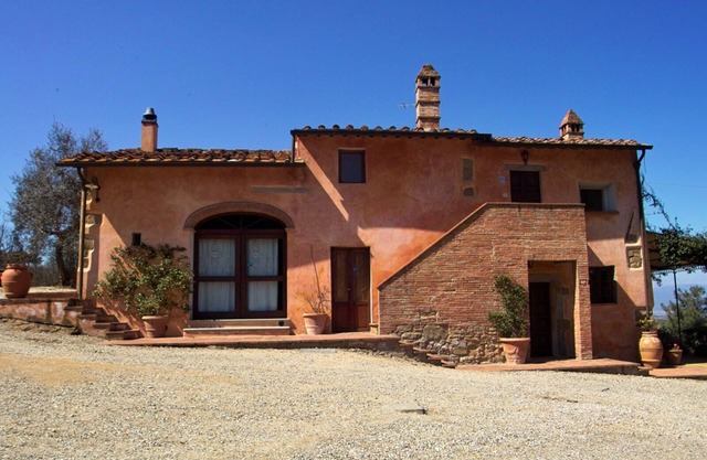 Villa con aire acondicionado y piscina privada cerca de Florencia, ciudad local y transporte