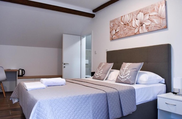 Airport room's Residence Garden