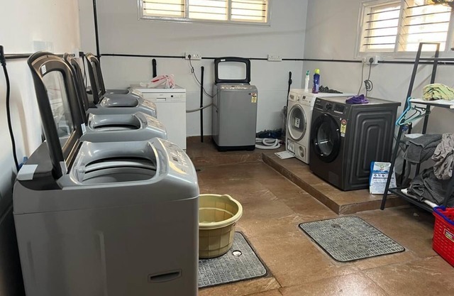 Aishwarya Serviced Apartment