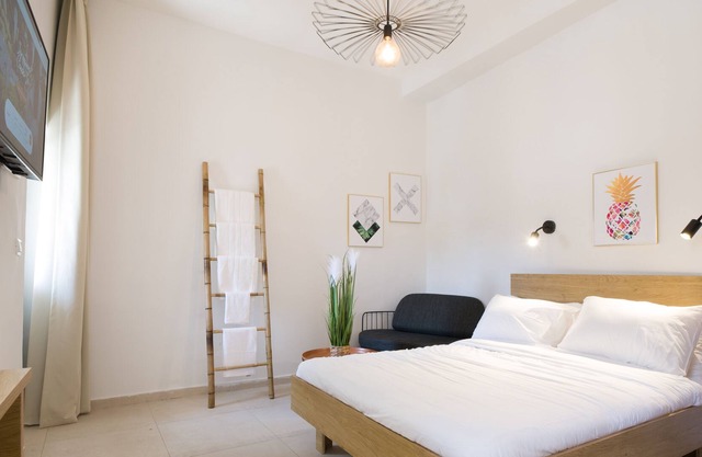 Aju HaMadregot 31 Suites