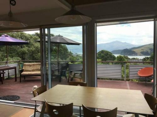 Akaroa Sunshine Views and Spa Pool !