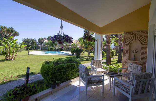 Akdenizevleri for rent villa 10 person