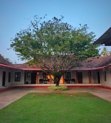 Akkara Homestay