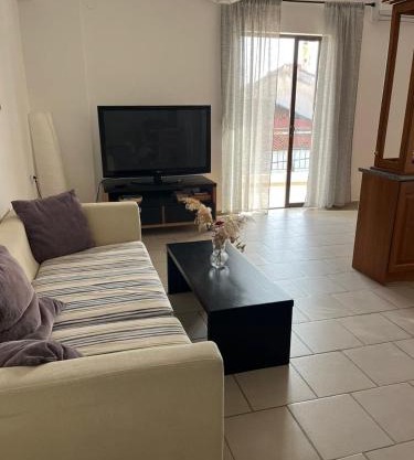Akrata v apartment