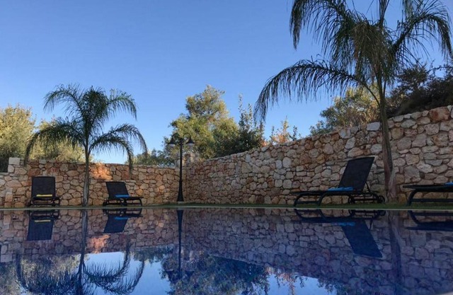 Aktis luxury villa