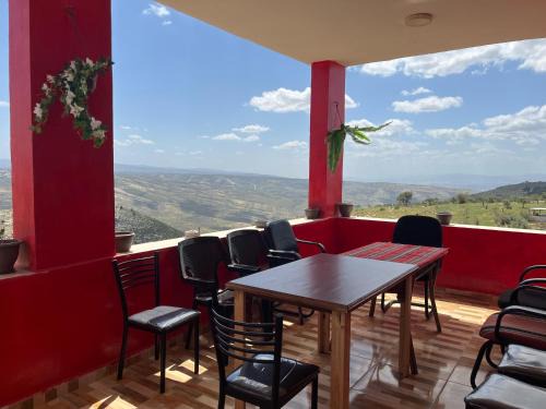 Al-Bustan House& Umm Qais