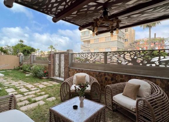 Al Faisal luxury apartment - Mamoura Compound