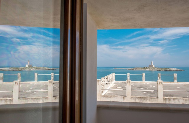 Al Faro Guest House