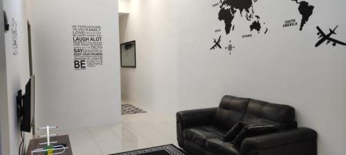 Al Hasyir Homestay