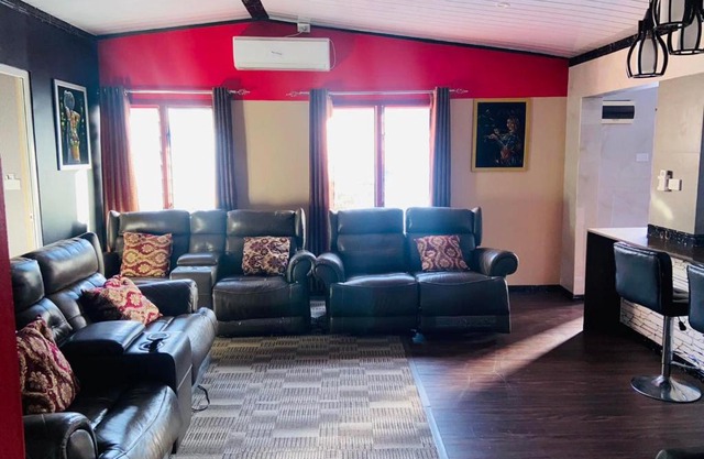 Al - Minhaj Service Apartments