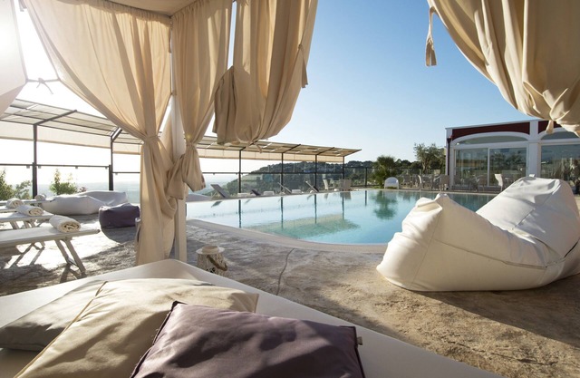 Al Mirador Resort