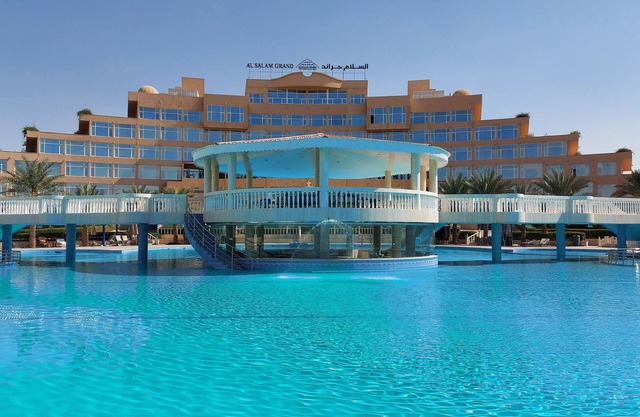 Al Salam Grand Hotel & Resort