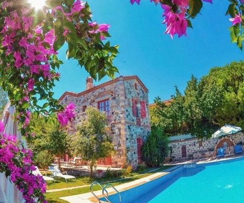 Alacati Zeytin Konak Hotel