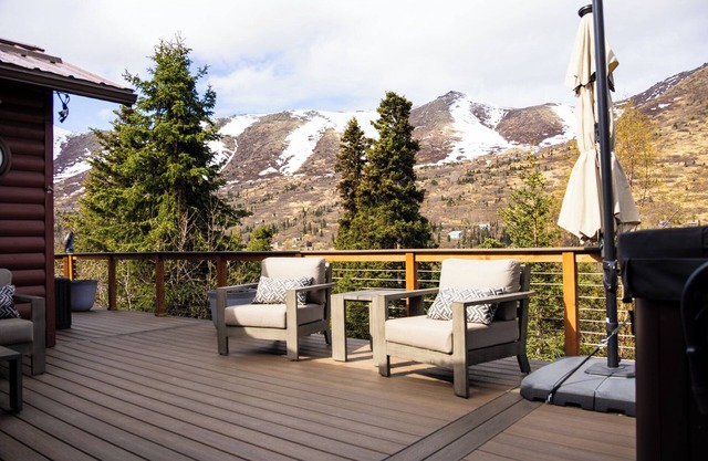 Alaska Hiland Mountain Retreat wrap around deck and hot-tub!