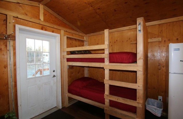 Alaskan Adventure Dry Cabins