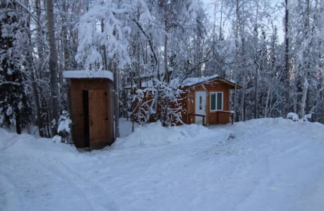Alaskan Adventure Dry Cabin #3