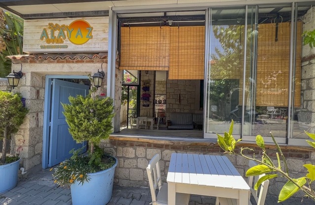 Alayaz Hotel