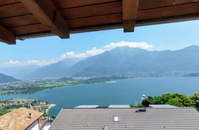 Apartamento Alba e Robinia en Gera Lario - 5 personas, 3 dormitorios