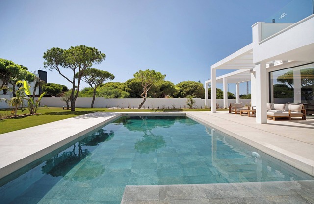 Villa "Alba Sea" con piscina privada, 2 terrazas privadas y Wi-Fi