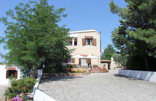 Albachiara Bed & Breakfast