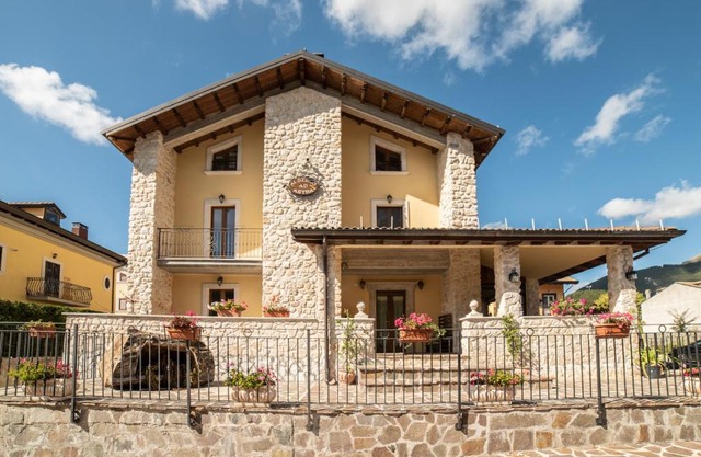 Albergo Ad Astra