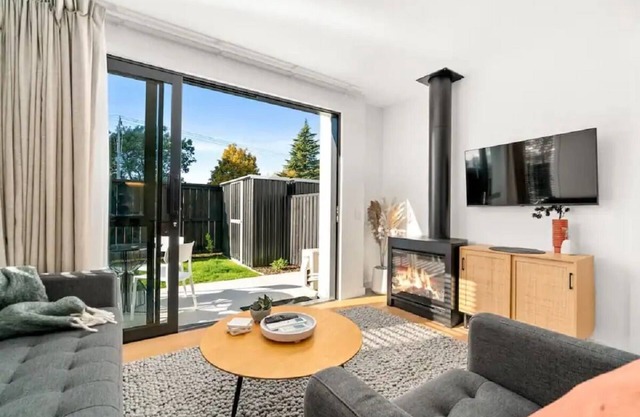 Albert Town, Wānaka Townhouse - Toi Toi